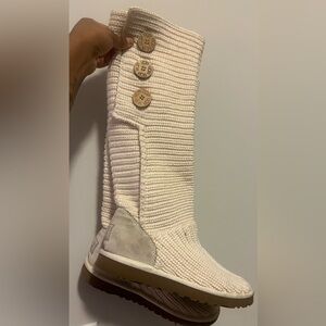 Cream UGG Australia boots